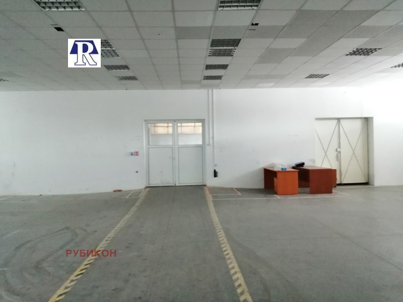 Kiadó  Ipari épület Plovdiv , Peshtersko sose , 216 négyzetméter | 14624282 - kép [4]