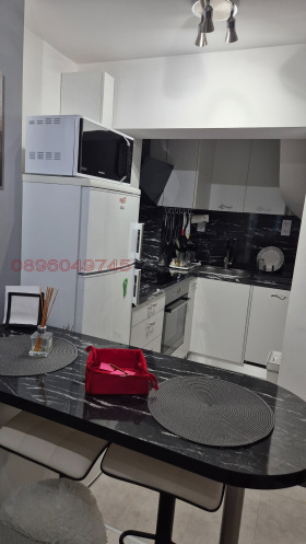 ���� ��� ���� 3-����� | Imot.bg � ����� ������ 8