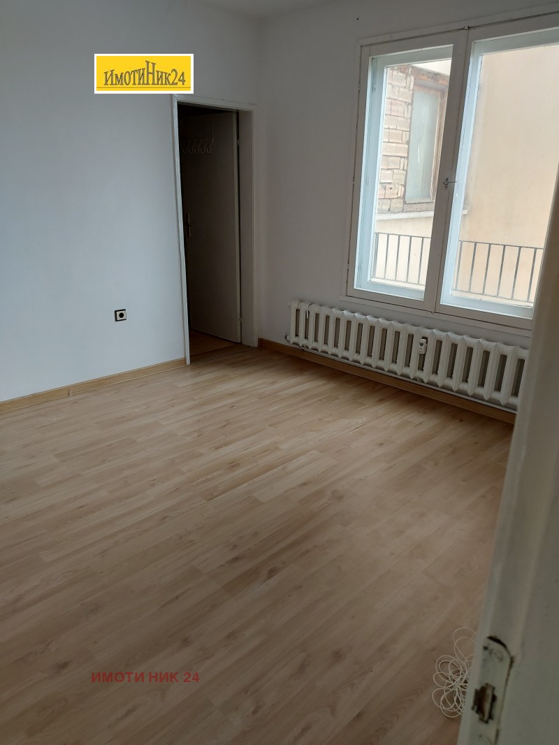 Дава под наем 2-СТАЕН, гр. Пловдив, Гагарин, снимка 2 - Апартаменти - 52371138