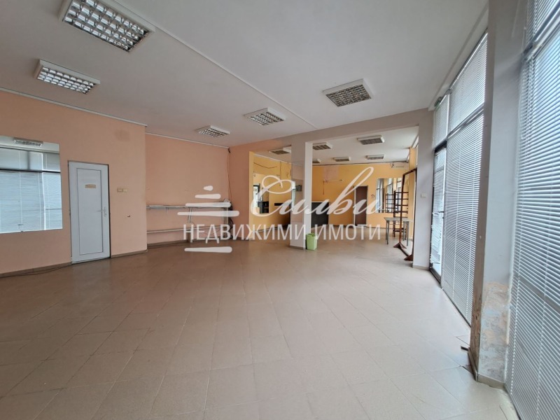 Do wynajęcia  Sklep Szumen , Bojan Balgaranow 2 , 70 mkw | 87826653 - obraz [4]