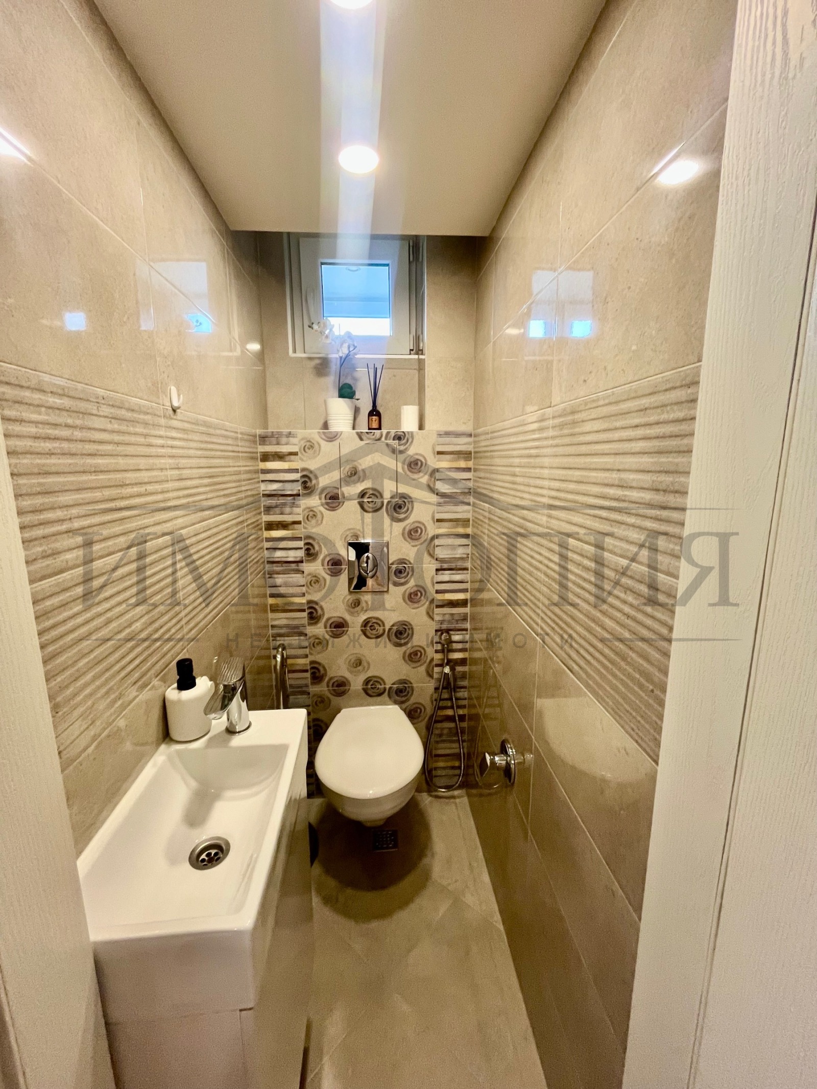 Дава под наем 2-СТАЕН, гр. София, Център, снимка 8 - Апартаменти - 54085385