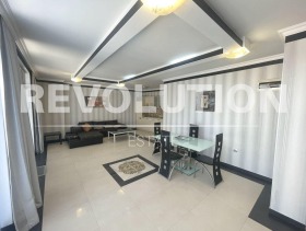 Μεζονέτα Βρηζ, Βαρνα