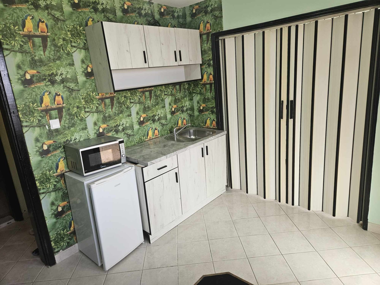 Дава под наем 2-СТАЕН, гр. Варна, м-т Евксиноград, снимка 7 - Апартаменти - 53915146