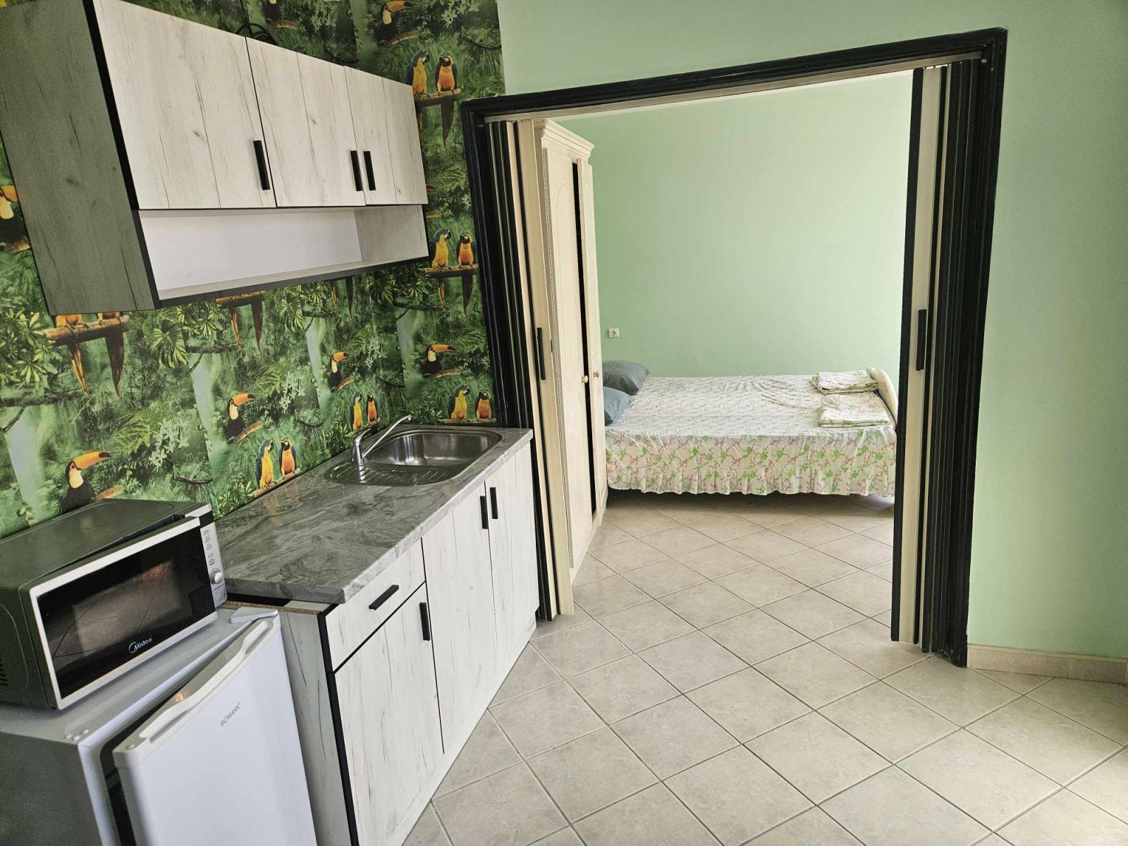 Дава под наем 2-СТАЕН, гр. Варна, м-т Евксиноград, снимка 5 - Апартаменти - 53915146