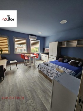 Studio Gratska machala, Varna