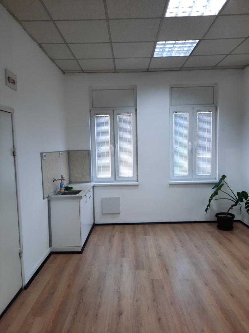 Дава под наем  Офис град Пловдив , Център , 30 кв.м | 62920996 - изображение [5]