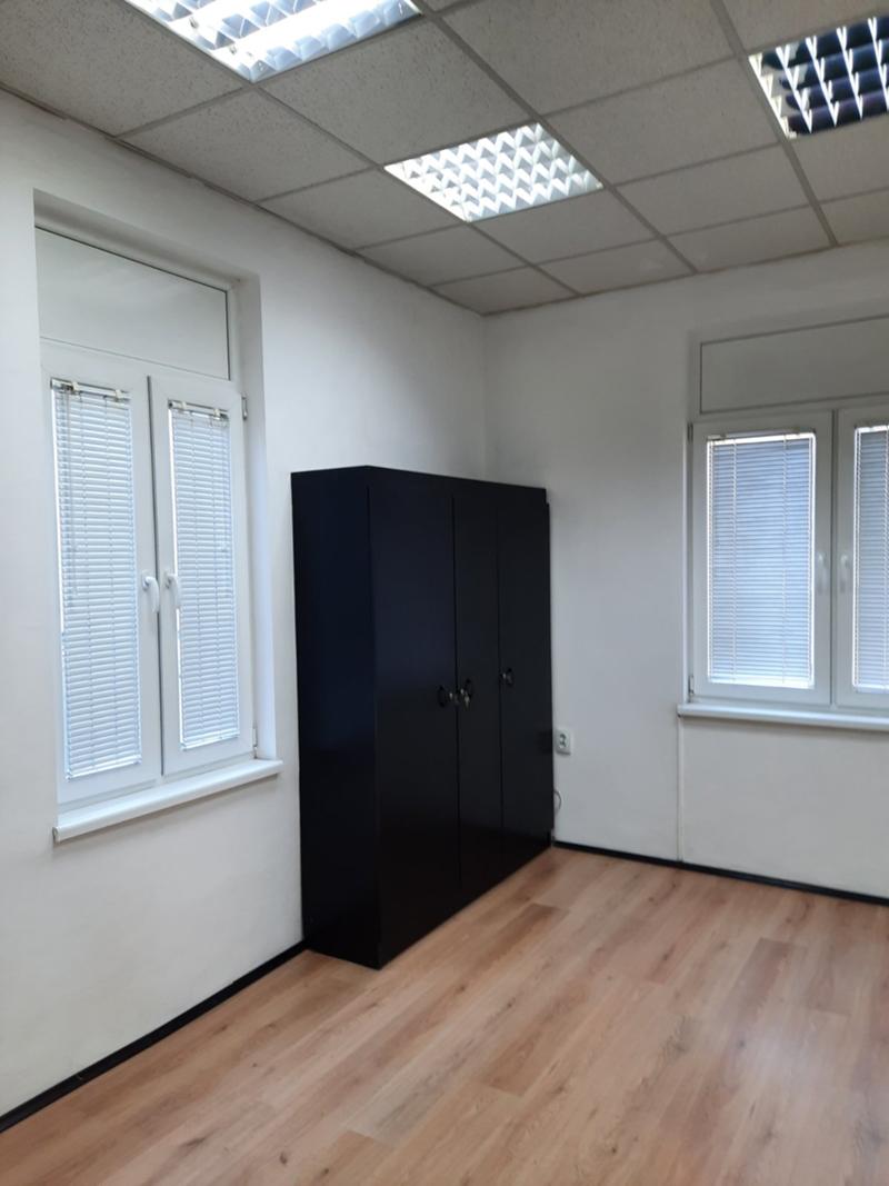Дава под наем  Офис град Пловдив , Център , 30 кв.м | 62920996 - изображение [9]