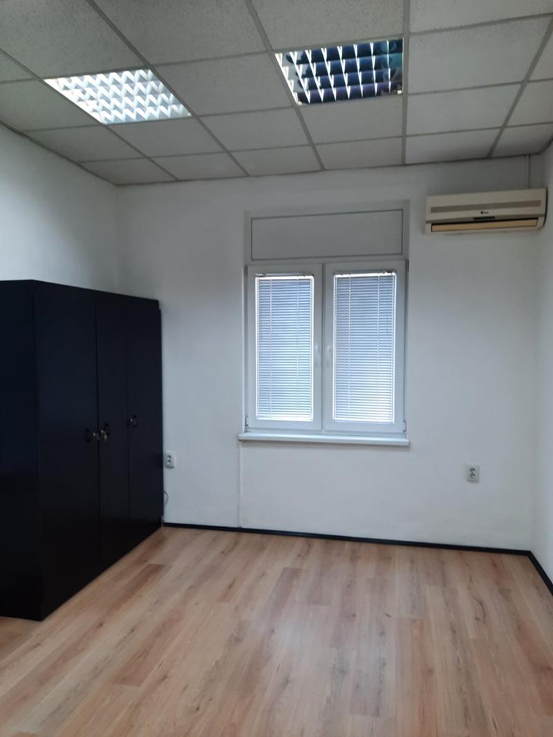 Дава под наем  Офис град Пловдив , Център , 30 кв.м | 62920996 - изображение [6]