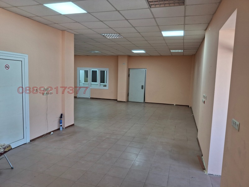 Дава под наем СКЛАД, гр. Добрич, Промишлена зона - Север, снимка 6 - Складове - 52786125