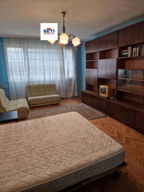 Дава под наем СТАЯ, гр. София, Красна поляна 2