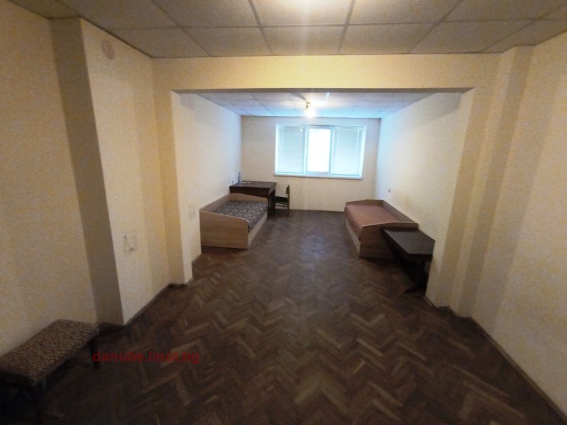 För uthyrning  2 sovrum Ruse , Centar , 75 kvm | 39075347 - bild [3]