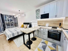 Studio Briz, Varna