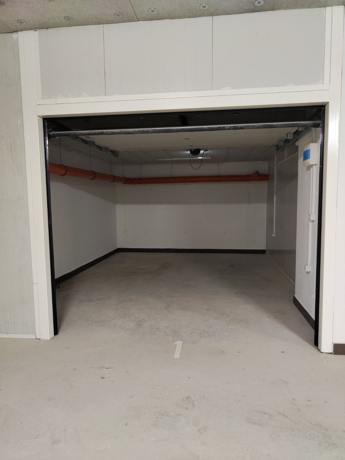 Дава под наем ГАРАЖ, ПАРКОМЯСТО, гр. София, Малинова долина