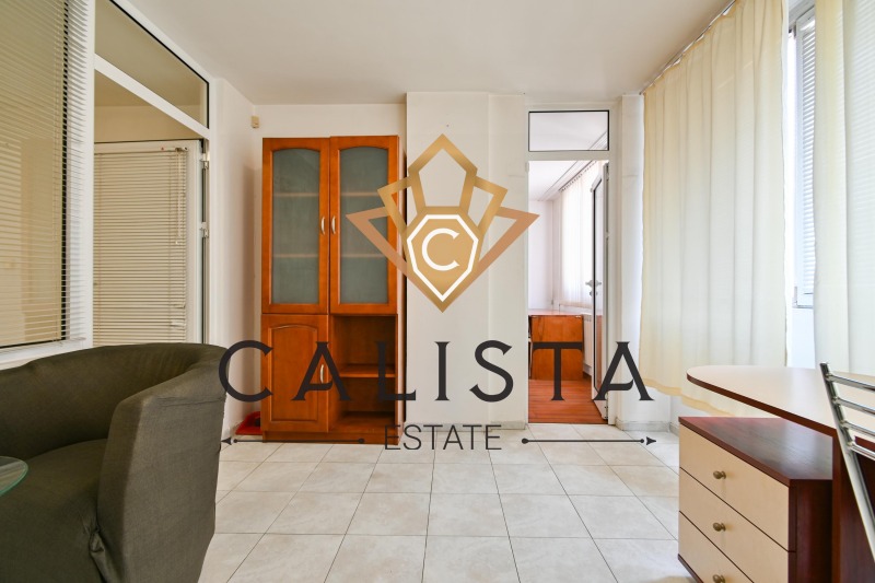 For Rent  1 bedroom Sofia , Iztok , 70 sq.m | 24081429 - image [4]