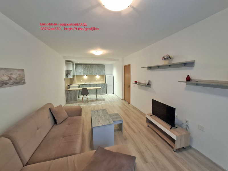 Te huur  1 slaapkamer Plovdiv , Vastanitsjeski , 75 m² | 82778303