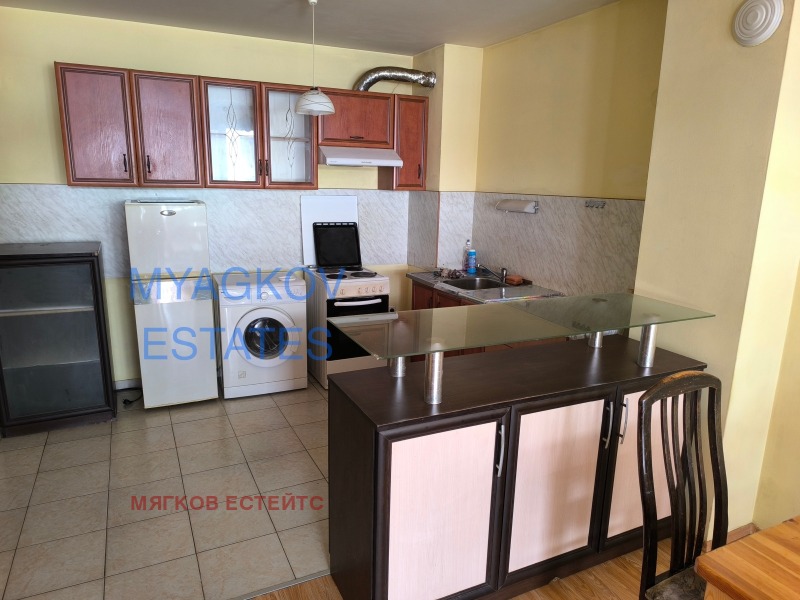 Дава под наем 2-СТАЕН, гр. София, Левски В