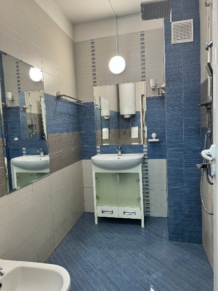 Дава под наем 3-СТАЕН, гр. Пловдив, Център, снимка 5 - Апартаменти - 53813466