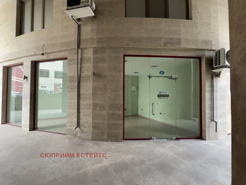 Da affittare  Ufficio Haskovo , Tsentar , 30 mq | 68846119
