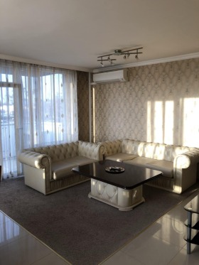 1 quarto Karchiiaka, Plovdiv