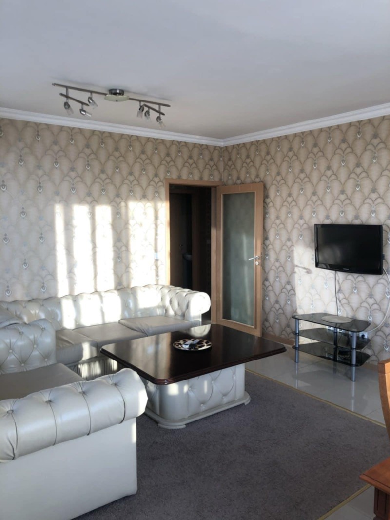 Para alugar  1 quarto Plovdiv , Karchiiaka , 85 m² | 54822616 - imagem [2]