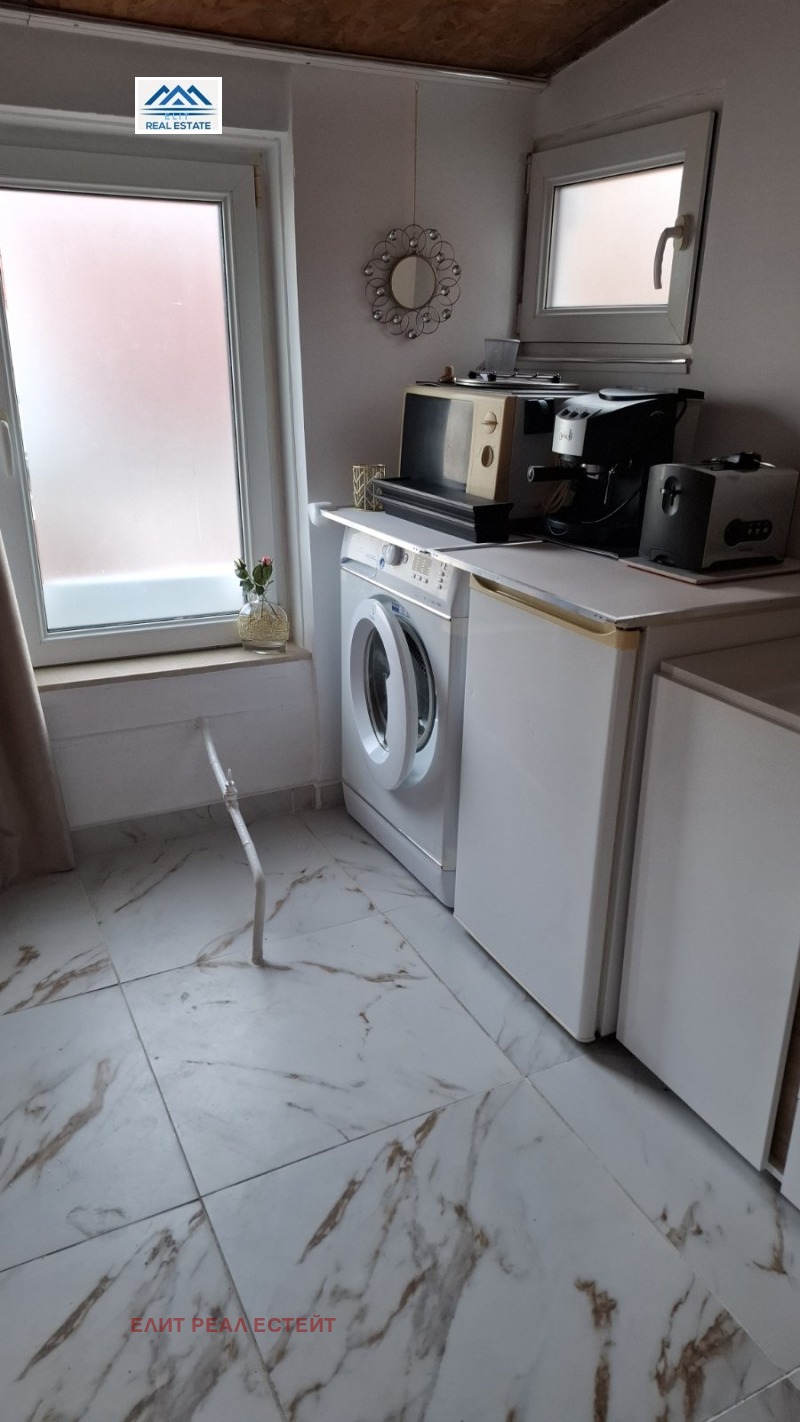 K pronájmu  Podkroví Sofia , Centar , 25 m2 | 49811169 - obraz [4]