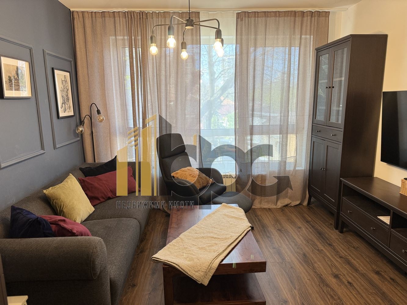 Дава под наем 3-СТАЕН, гр. София, Център