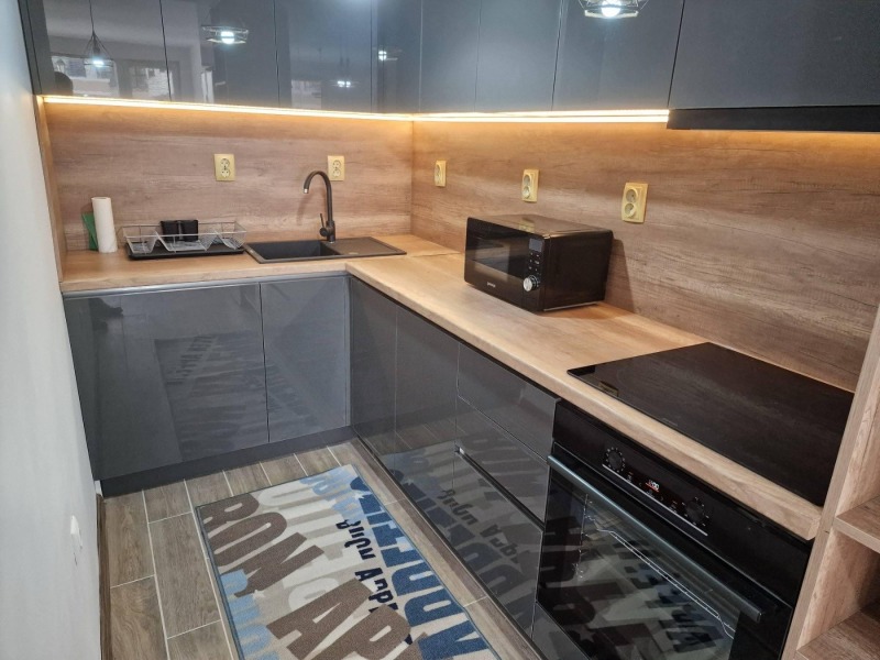 En renta  2 dormitorios Plovdiv , Marasha , 101 metros cuadrados | 62515244 - imagen [2]