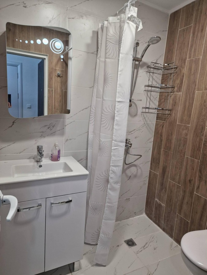 En renta  2 dormitorios Plovdiv , Marasha , 101 metros cuadrados | 62515244 - imagen [8]