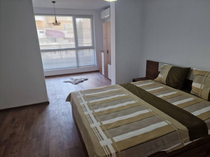 En renta  2 dormitorios Plovdiv , Marasha , 101 metros cuadrados | 62515244 - imagen [4]
