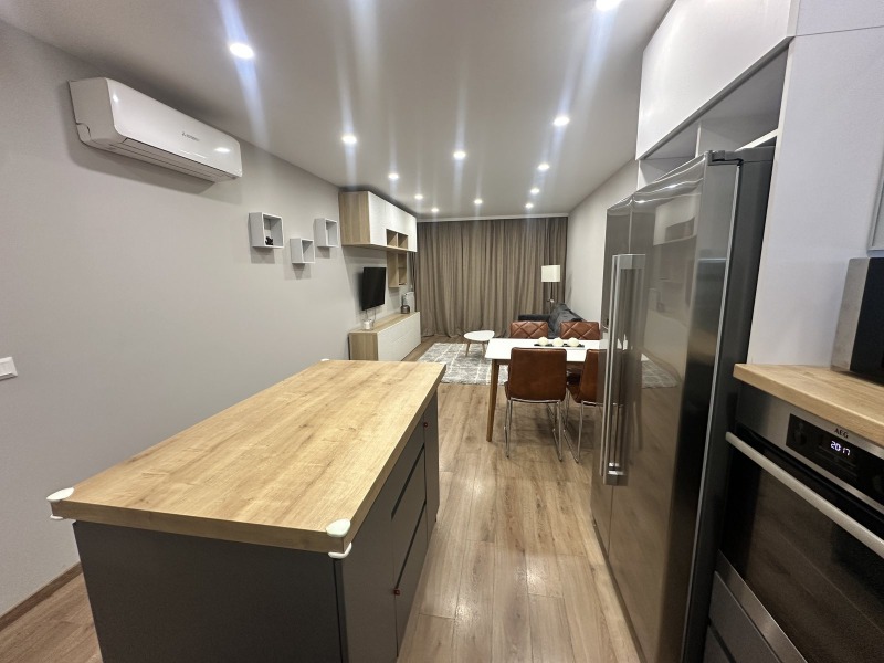Do wynajęcia  2 sypialnie Sofia , Izgrew , 110 mkw | 38803816 - obraz [3]