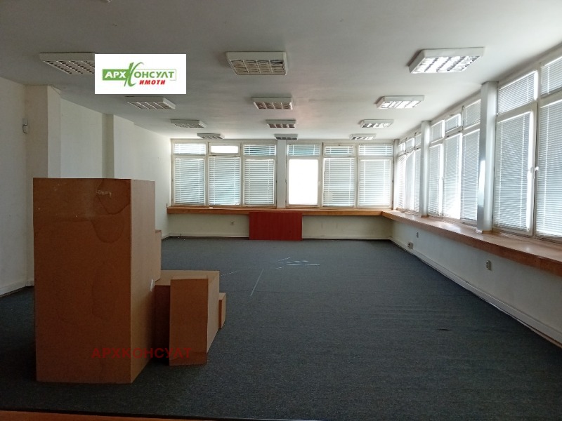 Kiadó  Hivatal Sofia , Centar , 90 négyzetméter | 77638770
