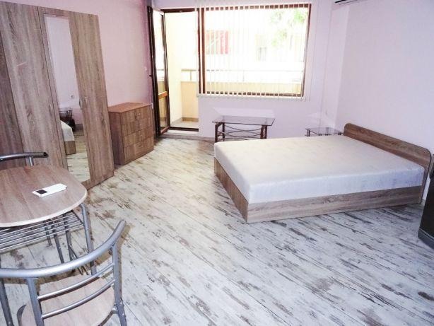 Дава под нем  1-стаен, град Варна, Център •  375 EUR • ID 65541396 — holmes.bg - [1] 