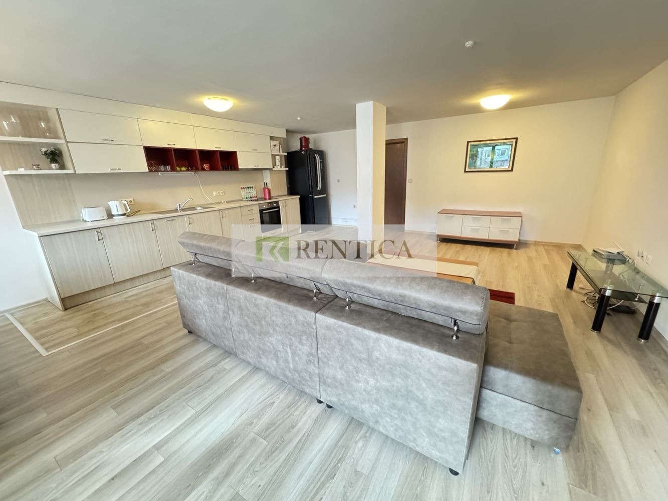 Дава под наем МНОГОСТАЕН, гр. Варна, Център, снимка 5 - Апартаменти - 53643165