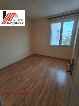 ���� ��� ���� 3-����� | Imot.bg � ����� ������ 10