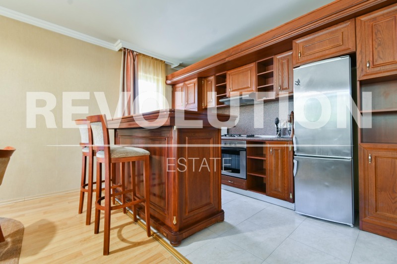 Издаје се  2 спаваће собе Софија , Витоша , 144 м2 | 89184659 - слика [4]