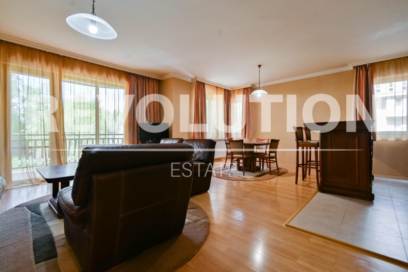 Издаје се  2 спаваће собе Софија , Витоша , 144 м2 | 89184659