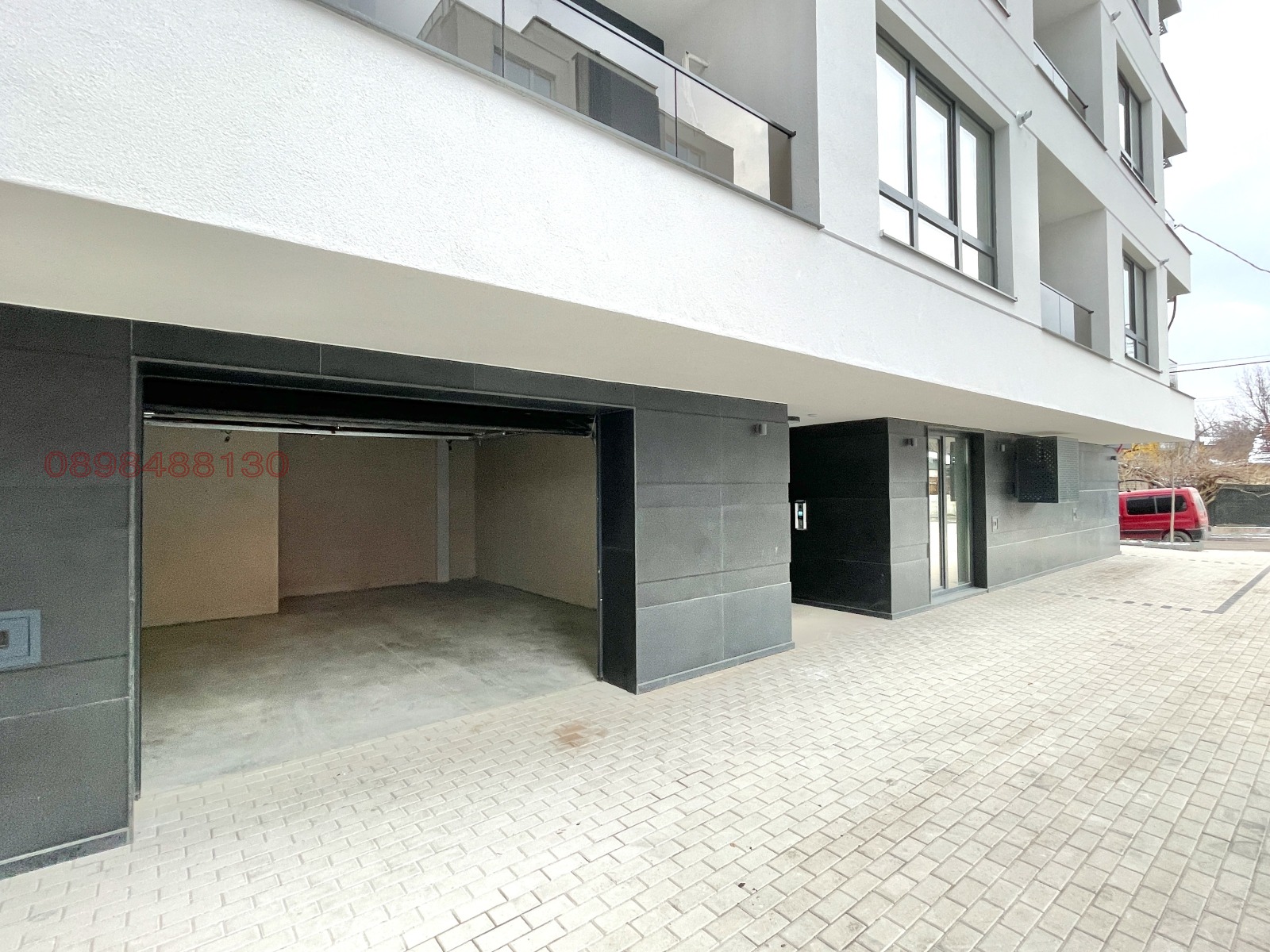 Дава под наем ГАРАЖ, ПАРКОМЯСТО, гр. София, Кръстова вада, снимка 2 - Гаражи и паркоместа - 53642989