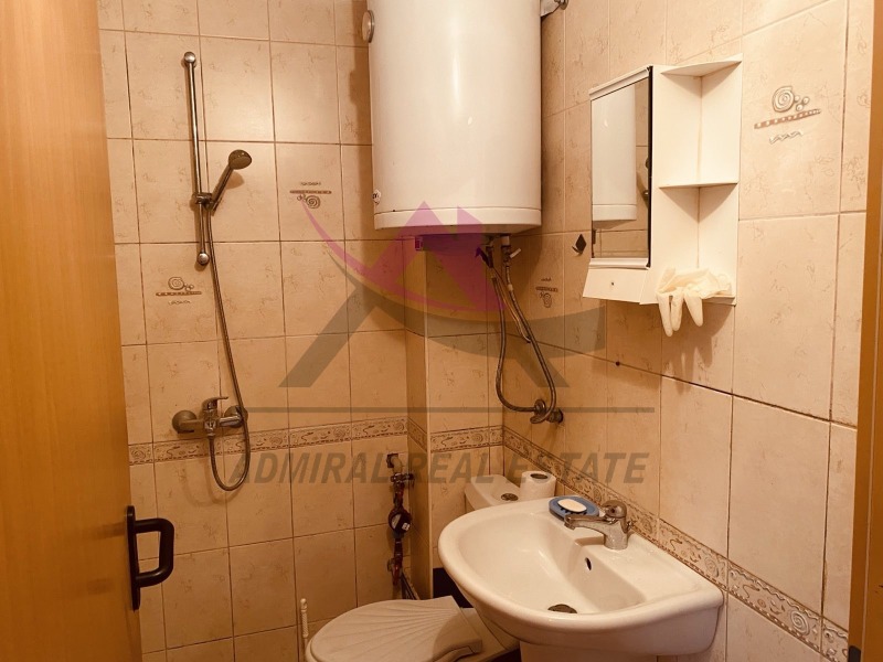 Дава под наем  2-стаен град Варна , Спортна зала , 40 кв.м | 48672297 - изображение [5]