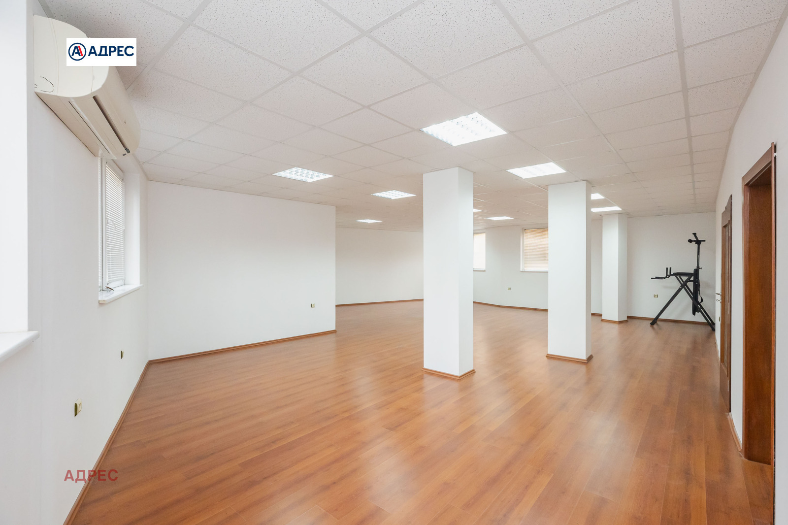 Дава под наем  Офис град Варна , Бриз , 140 кв.м | 98465047