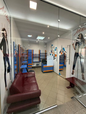 МАГАЗИН, 18 m2