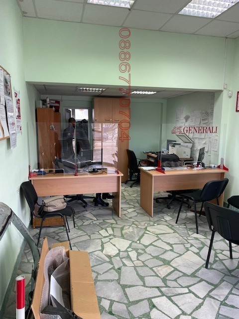 Дава под наем ОФИС, гр. Добрич, ЖП Гара, снимка 14 - Офиси - 52780426