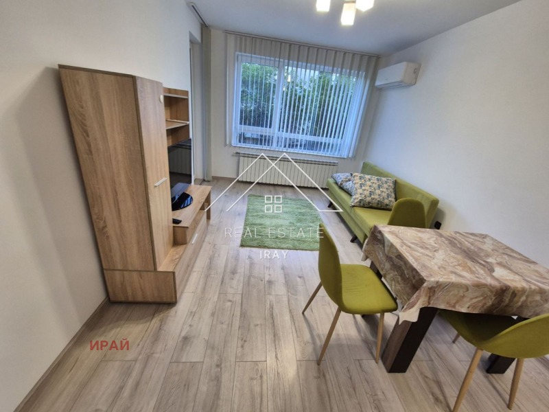 Te huur  1 slaapkamer Stara Zagora , Tsentar , 65 m² | 17672278