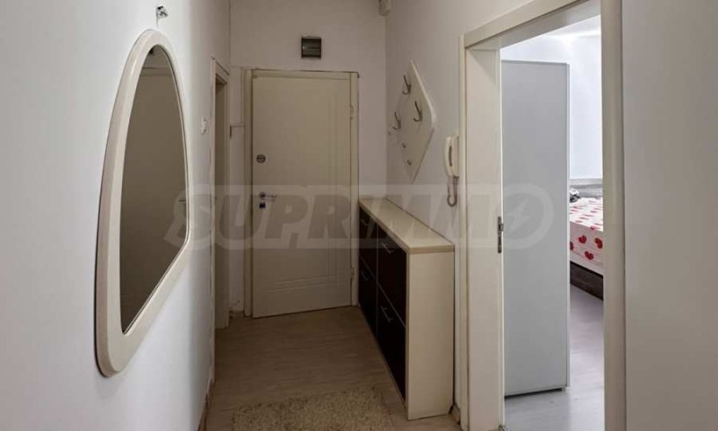 Zu vermieten  3 Schlafzimmer Warna , Zentar , 120 qm | 21995773 - Bild [11]