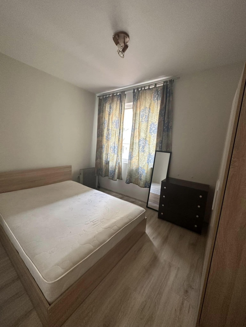 K pronájmu  2 ložnice Varna , Ljatno kino Trakija , 84 m2 | 43130018 - obraz [3]