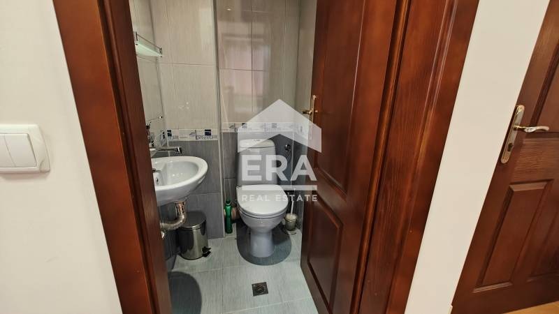 Дава под наем 3-СТАЕН, гр. Шумен, Пазара, снимка 9 - Апартаменти - 52466348