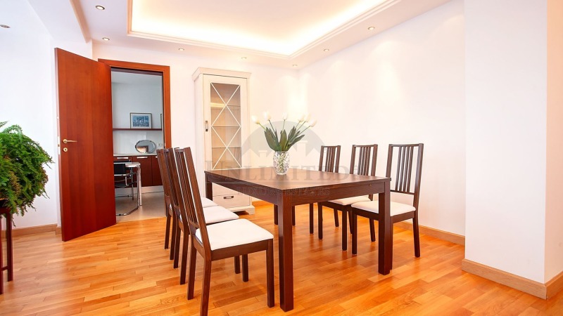 Kiralık  3 yatak odası Sofia , Iztok , 180 metrekare | 18769454 - görüntü [3]