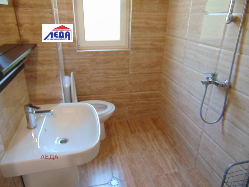 A louer  2 chambres Pleven , Chirok tsentar , 80 m² | 13123865 - image [10]