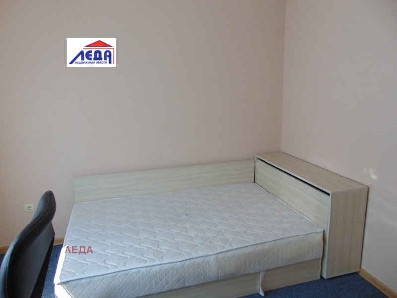 A louer  2 chambres Pleven , Chirok tsentar , 80 m² | 13123865 - image [5]