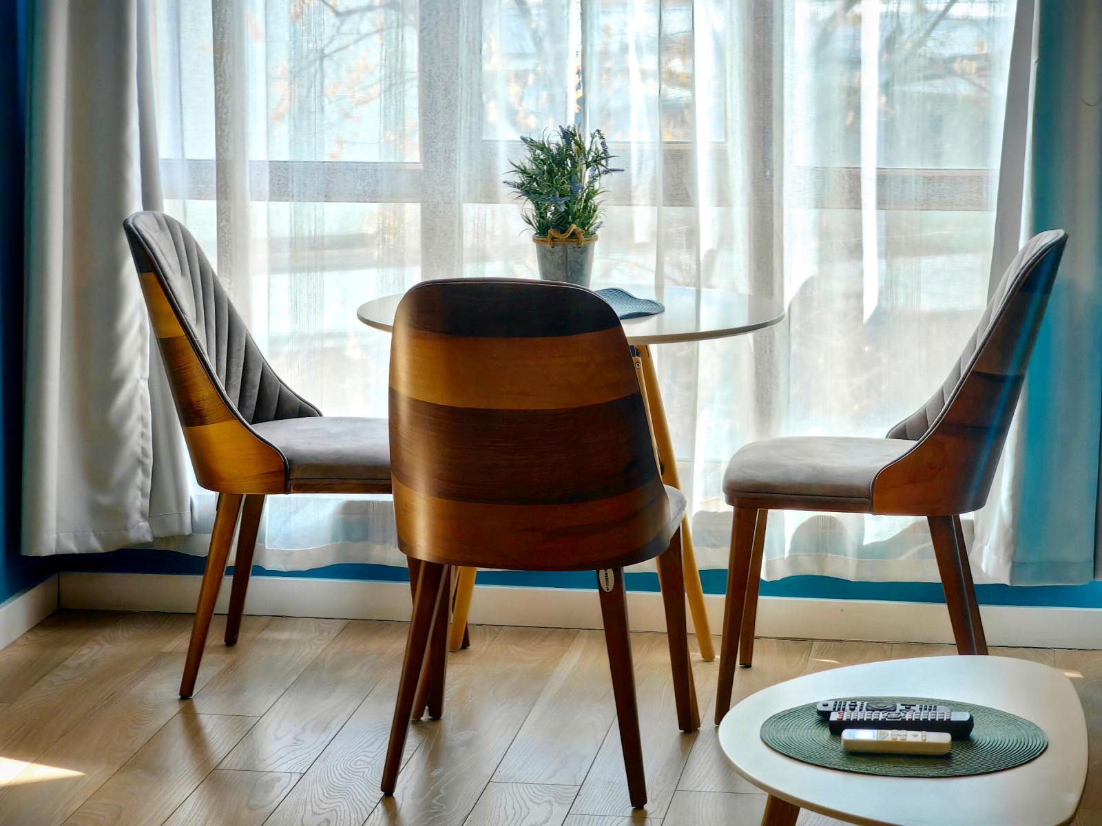 Дава под наем 2-СТАЕН, гр. Пловдив, Кючук Париж, снимка 2 - Апартаменти - 53909680