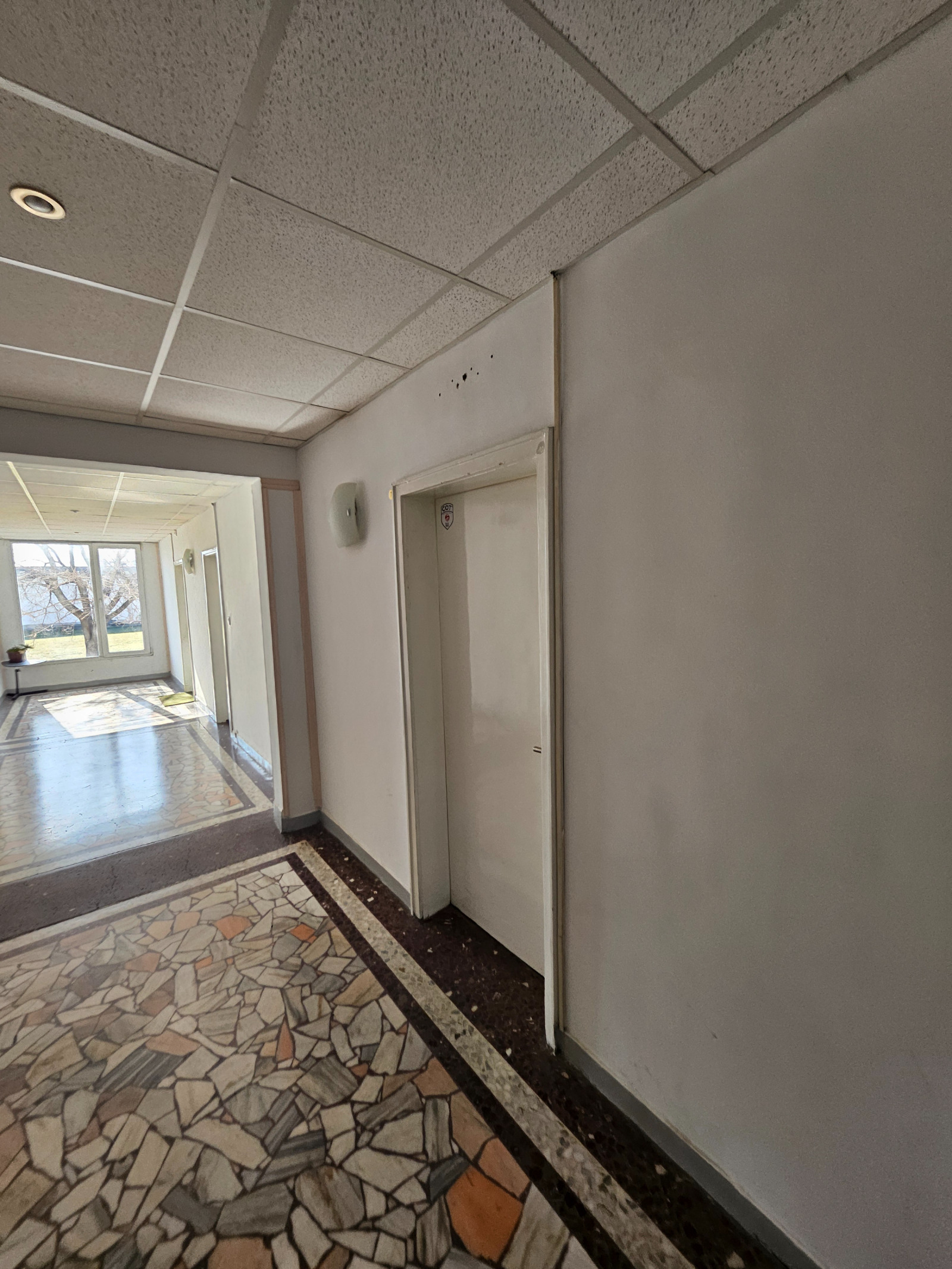 Дава под Наем ОФИС | Imot.bg — изображение 2